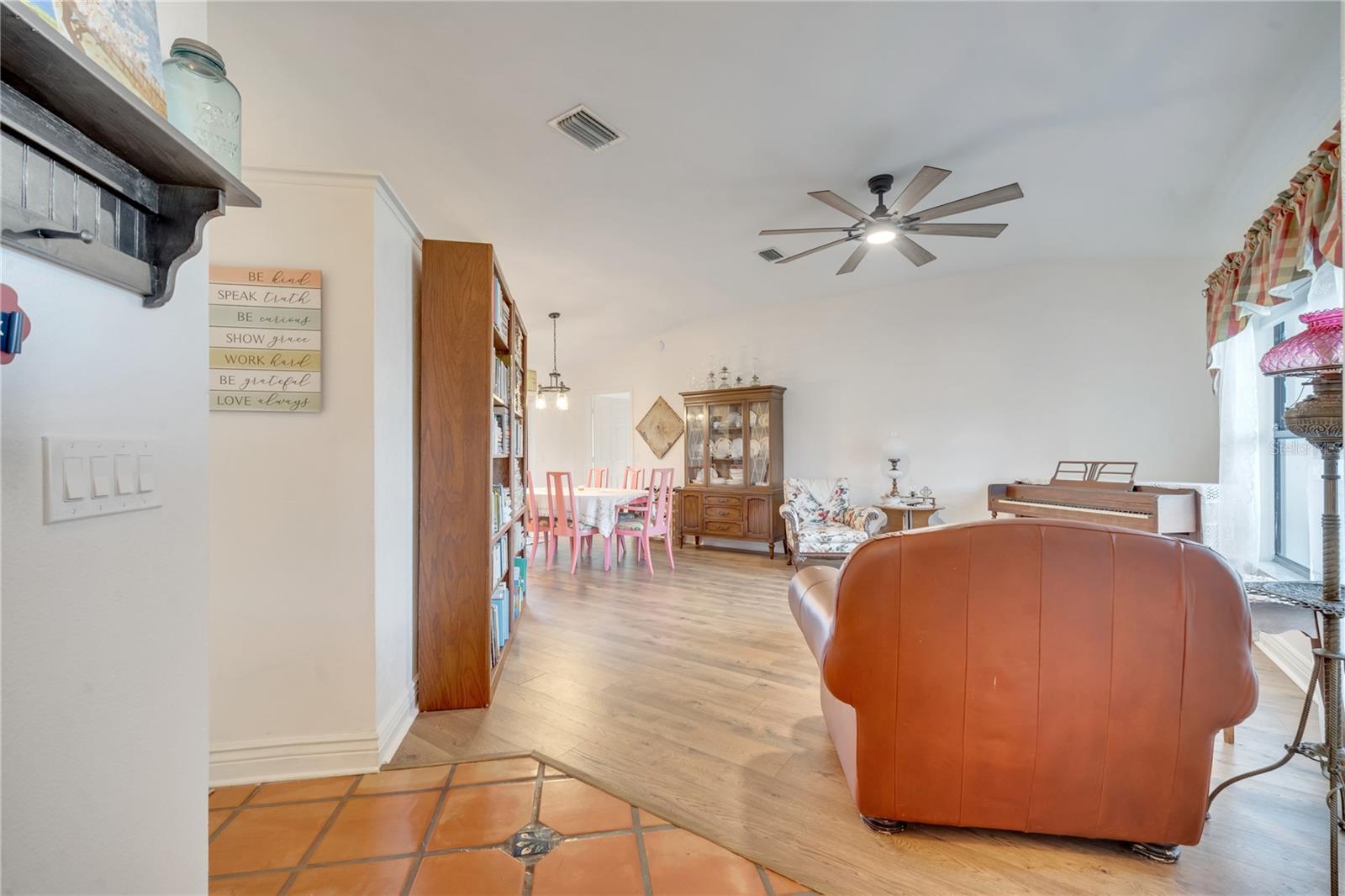 5125 FORMBY DR, ORLANDO, FL, 32812