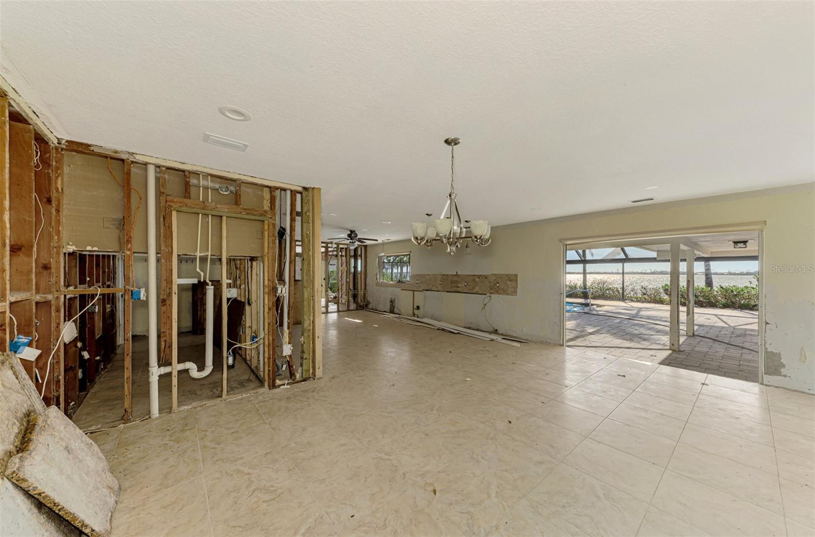 300 NORTH DR, ENGLEWOOD, FL, 34223