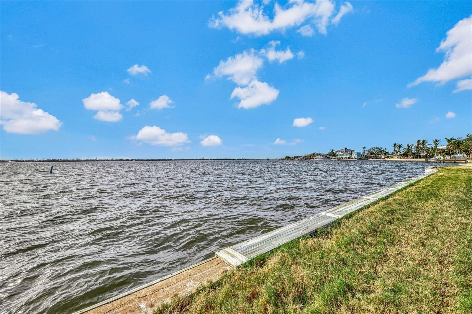 300 NORTH DR, ENGLEWOOD, FL, 34223