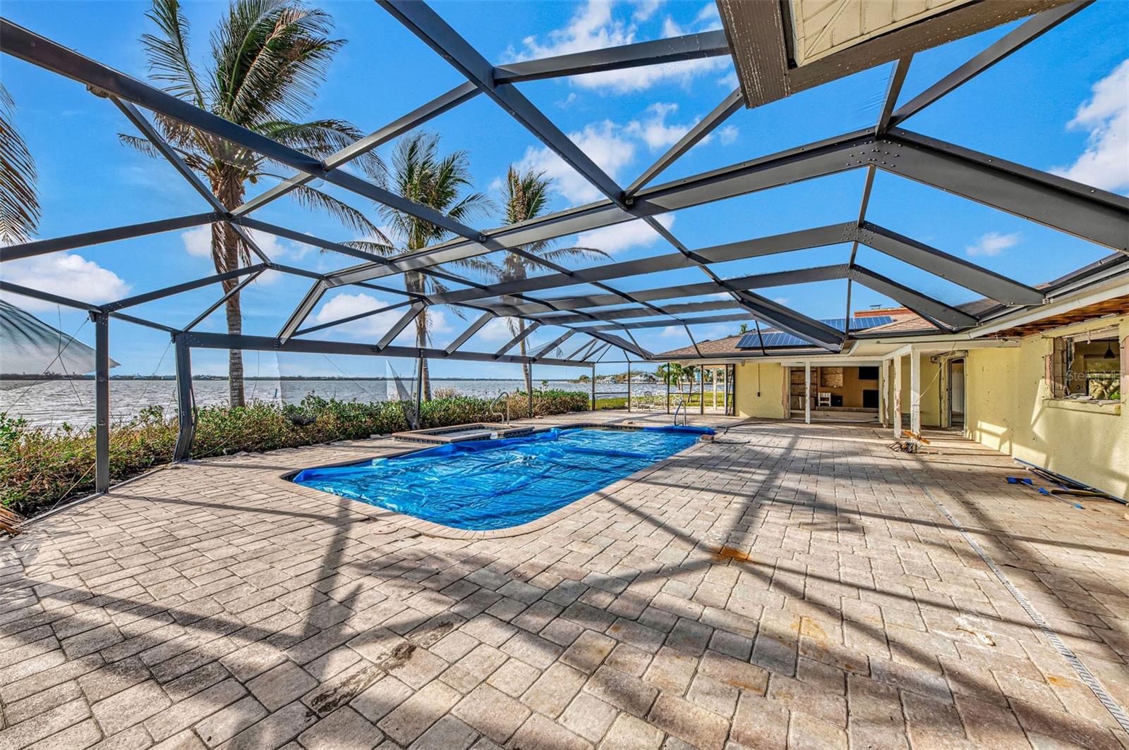 300 NORTH DR, ENGLEWOOD, FL, 34223