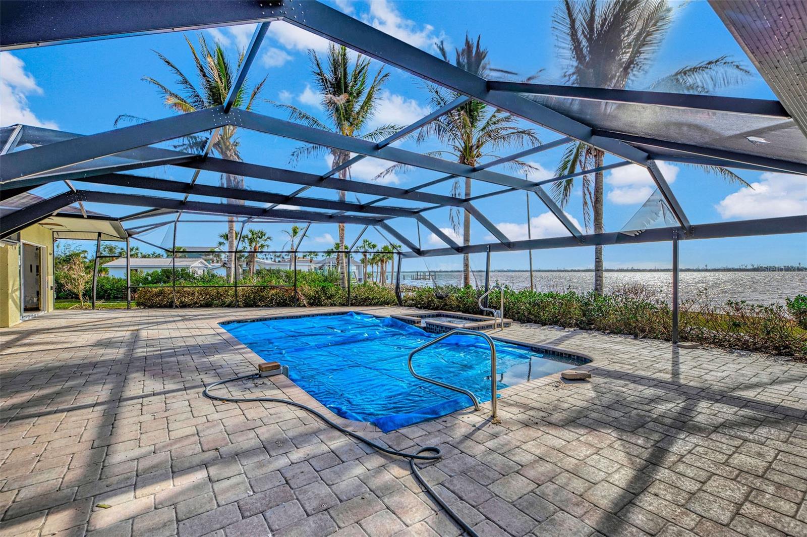 300 NORTH DR, ENGLEWOOD, FL, 34223