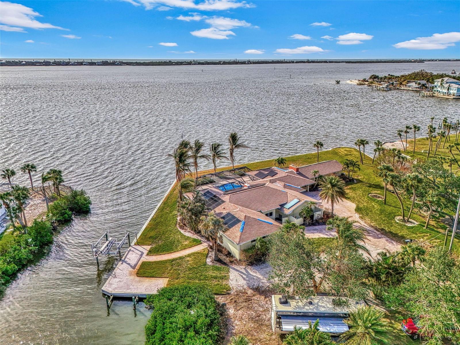 300 NORTH DR, ENGLEWOOD, FL, 34223