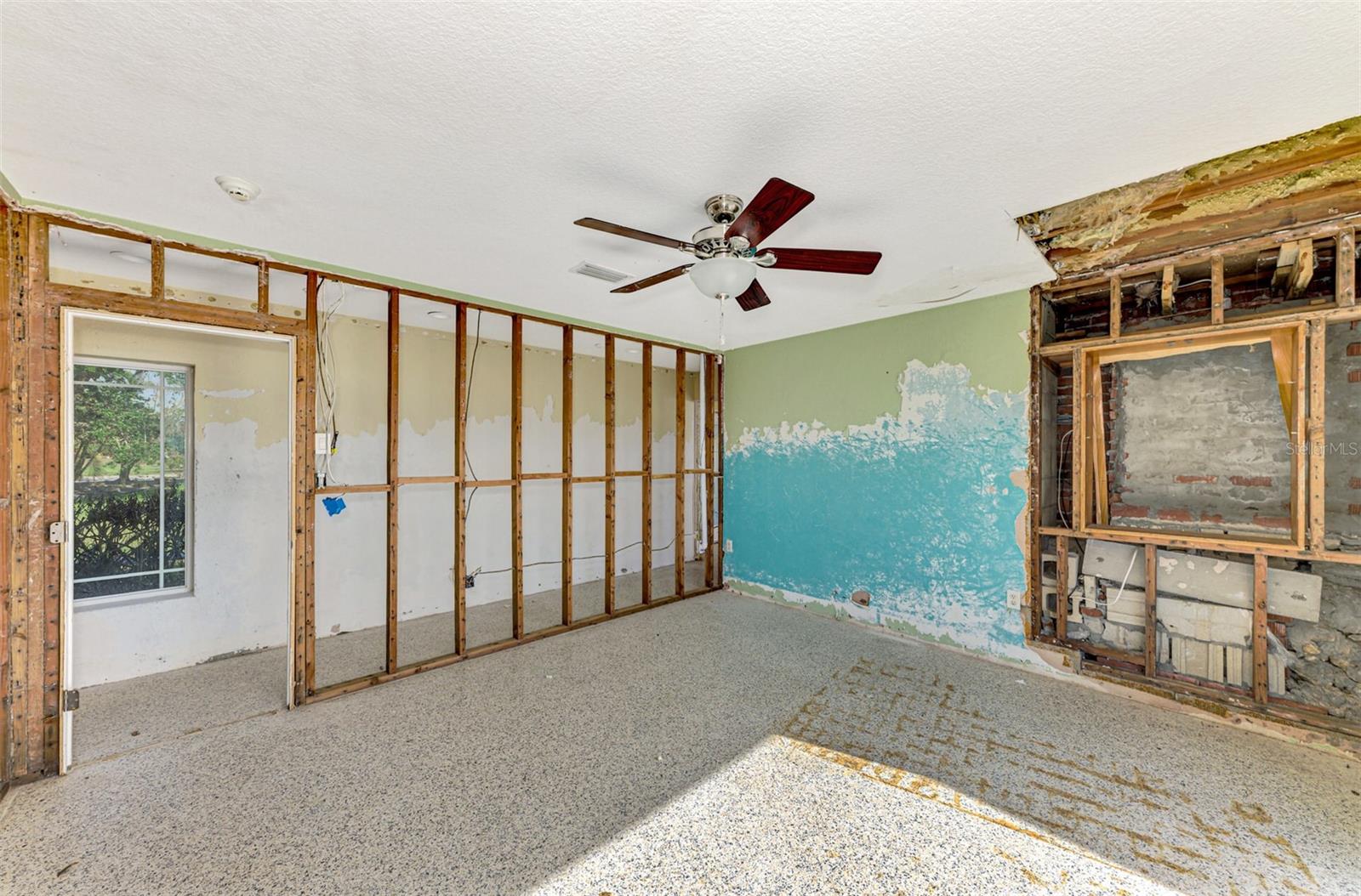 300 NORTH DR, ENGLEWOOD, FL, 34223