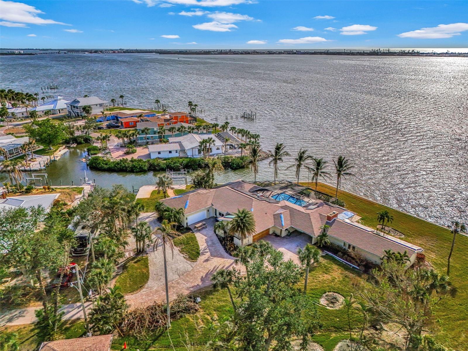 300 NORTH DR, ENGLEWOOD, FL, 34223