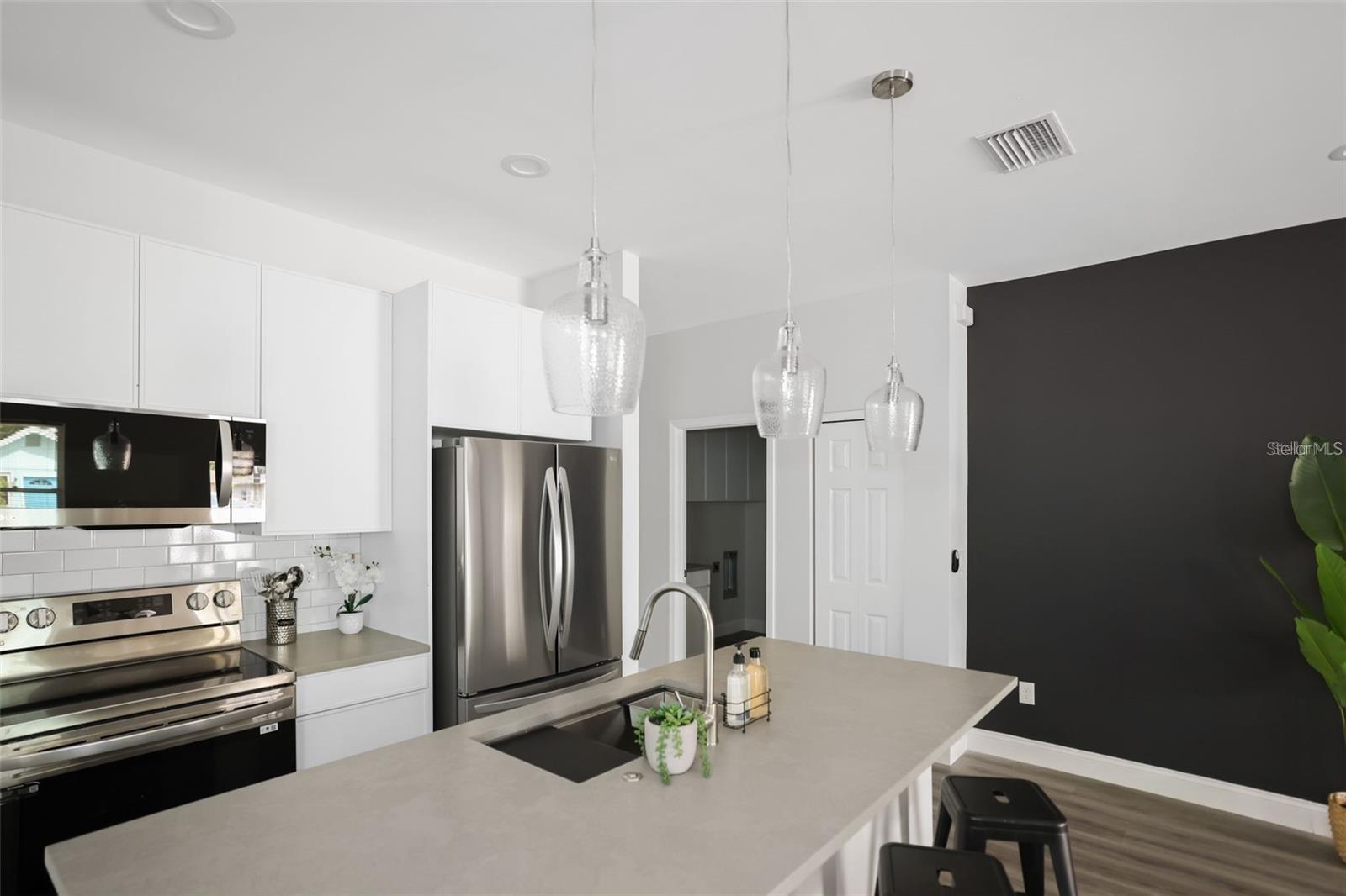 2144 43RD TER N, ST PETERSBURG, FL, 33714