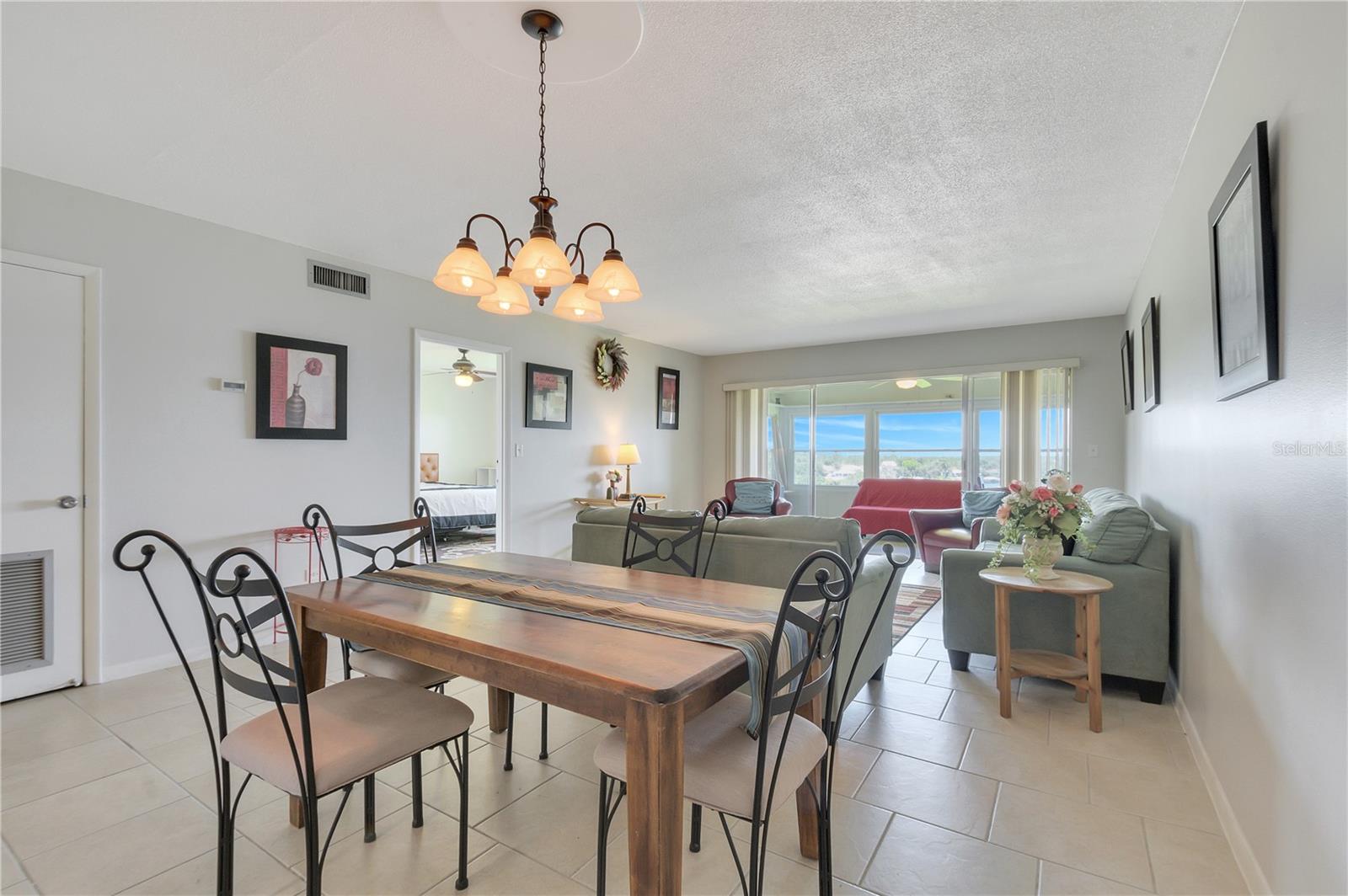 412 LAKE CLAY DR S, LAKE PLACID, FL, 33852