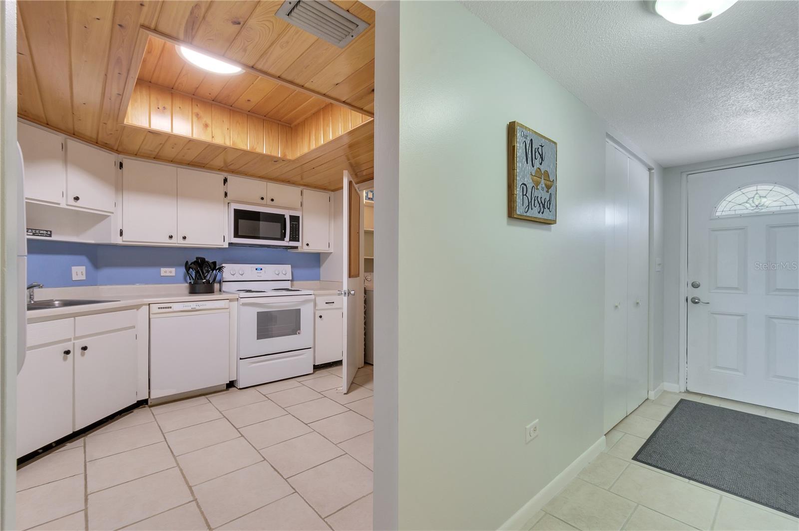 412 LAKE CLAY DR S, LAKE PLACID, FL, 33852