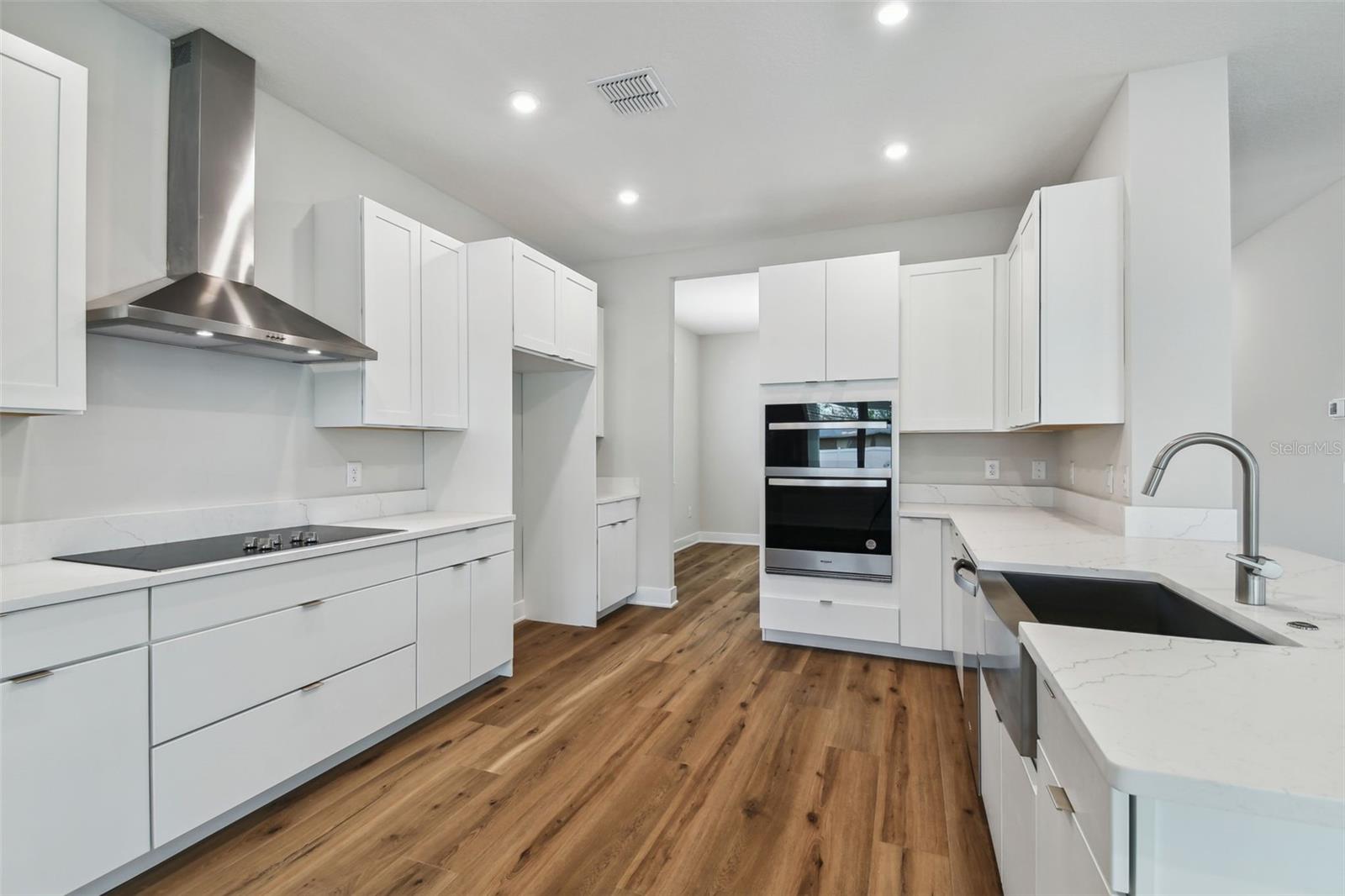 5825 S 5TH ST, TAMPA, FL, 33611