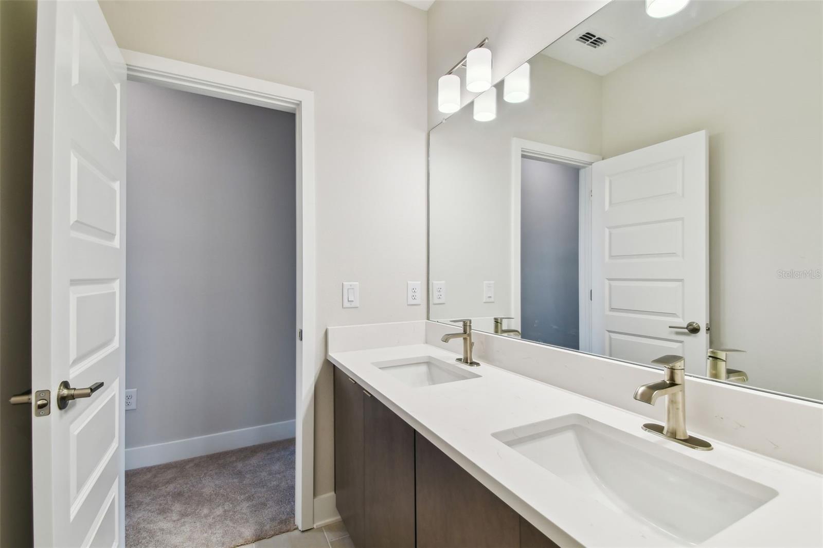 5825 S 5TH ST, TAMPA, FL, 33611