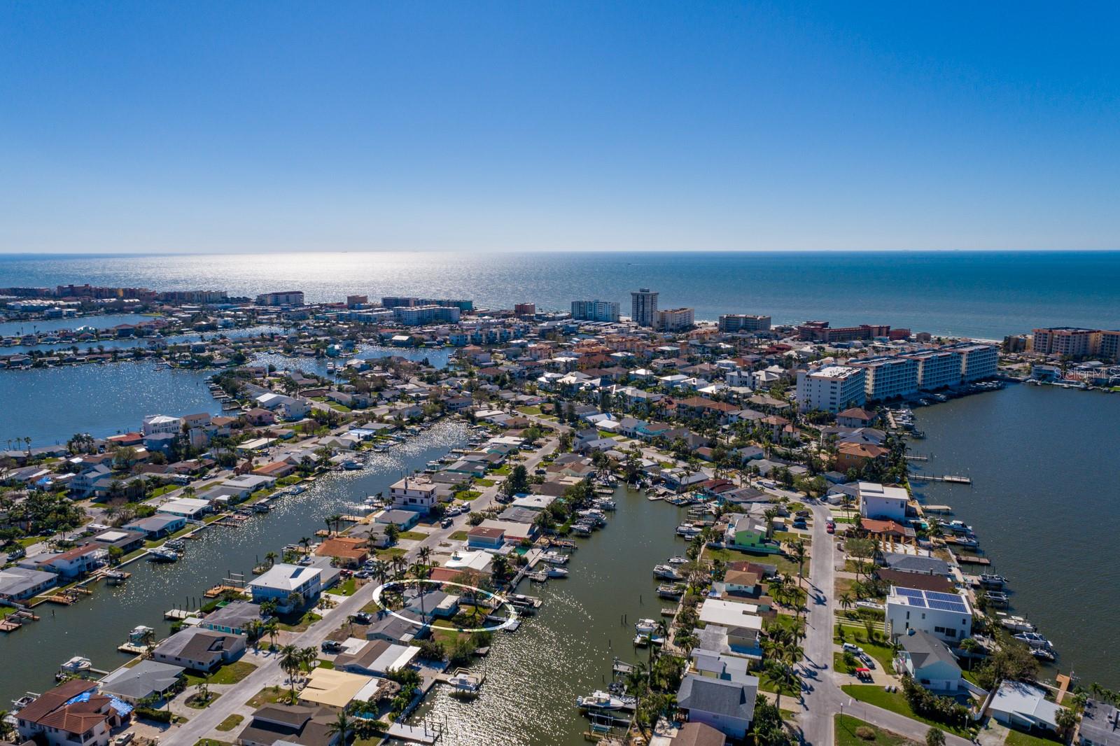 17726 LONG POINT DR, REDINGTON SHORES, FL, 33708