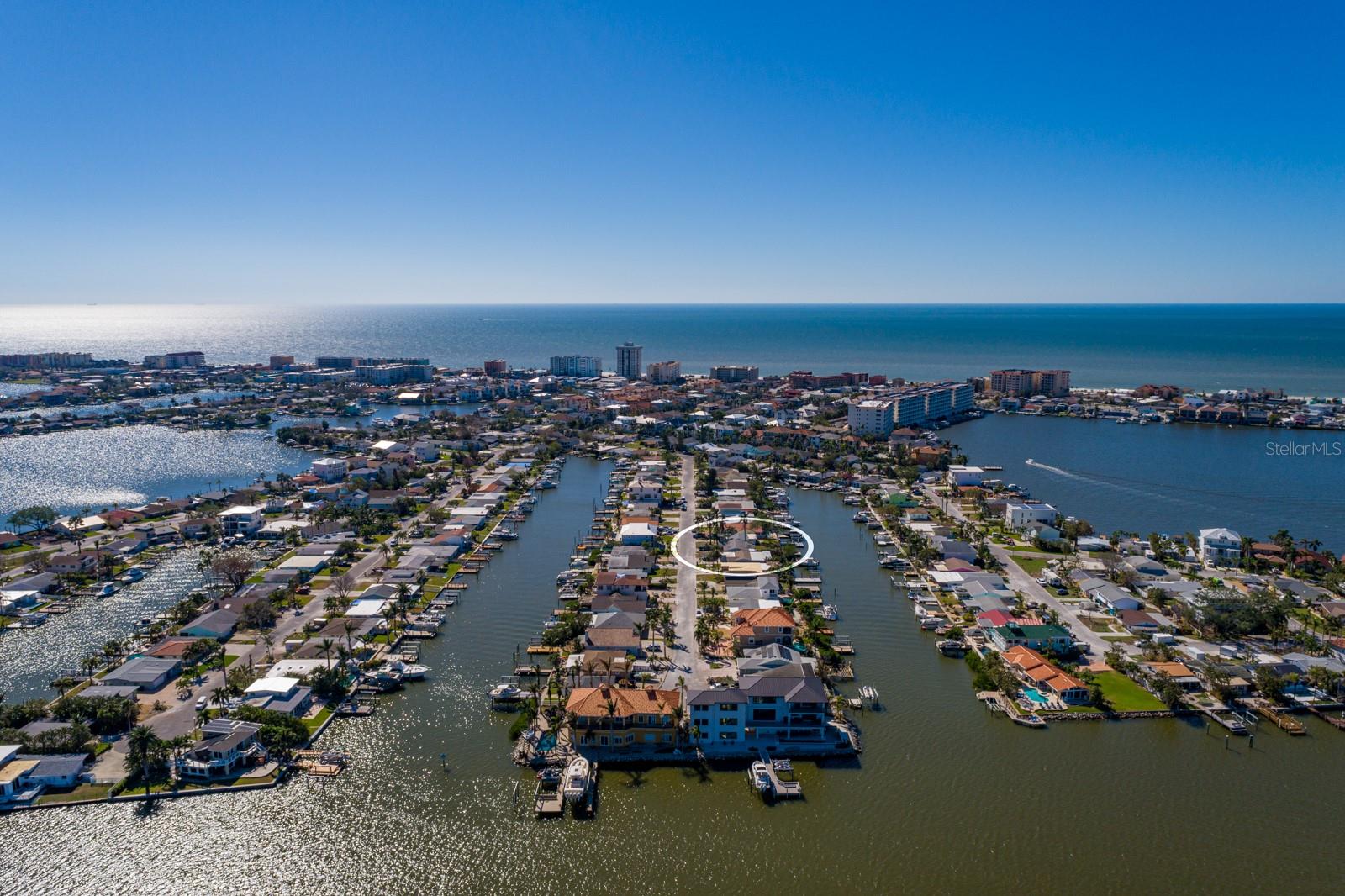 17726 LONG POINT DR, REDINGTON SHORES, FL, 33708