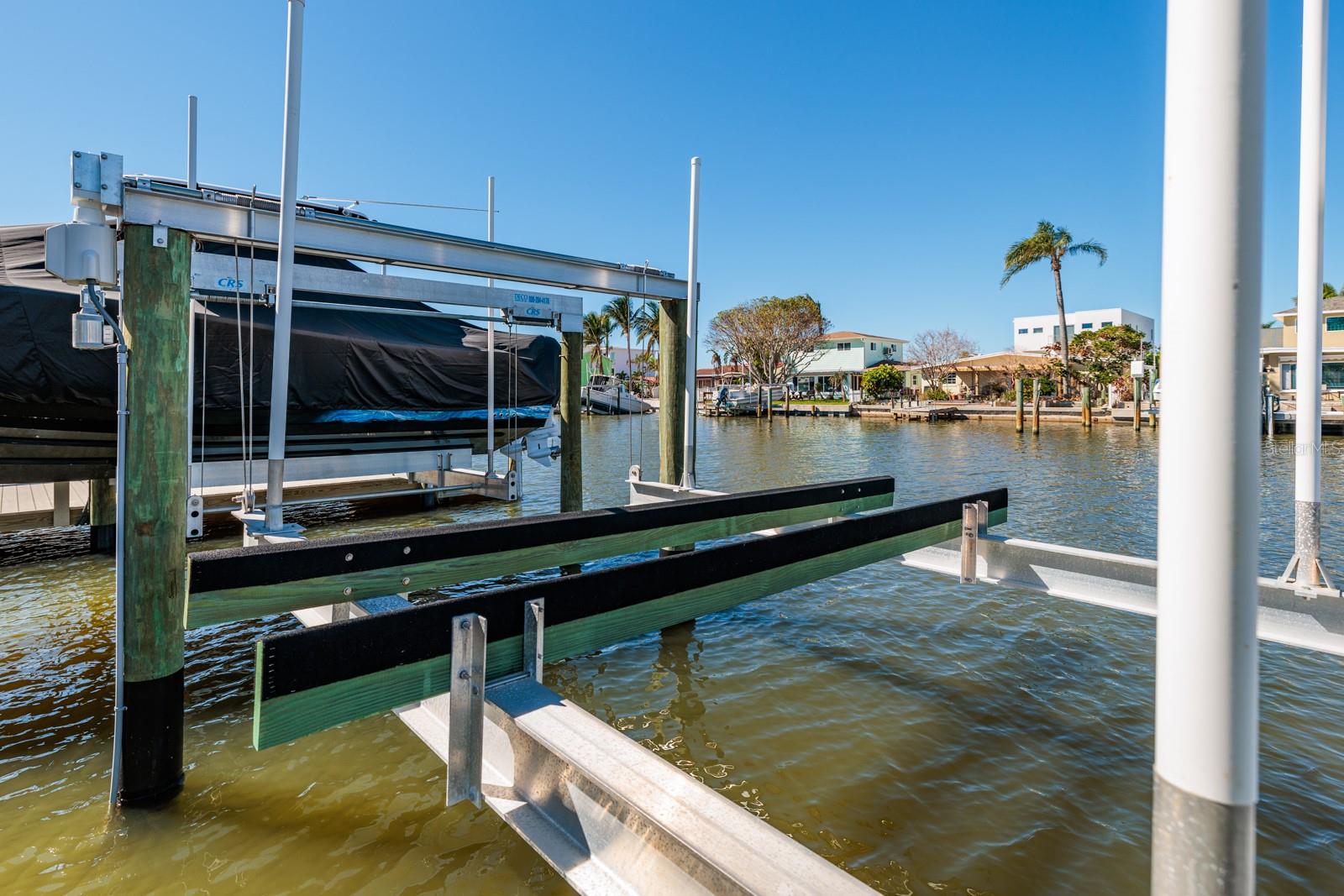 17726 LONG POINT DR, REDINGTON SHORES, FL, 33708