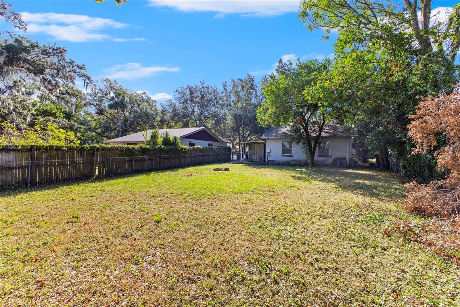 1512 HILLSIDE DR, TAMPA, FL, 33610
