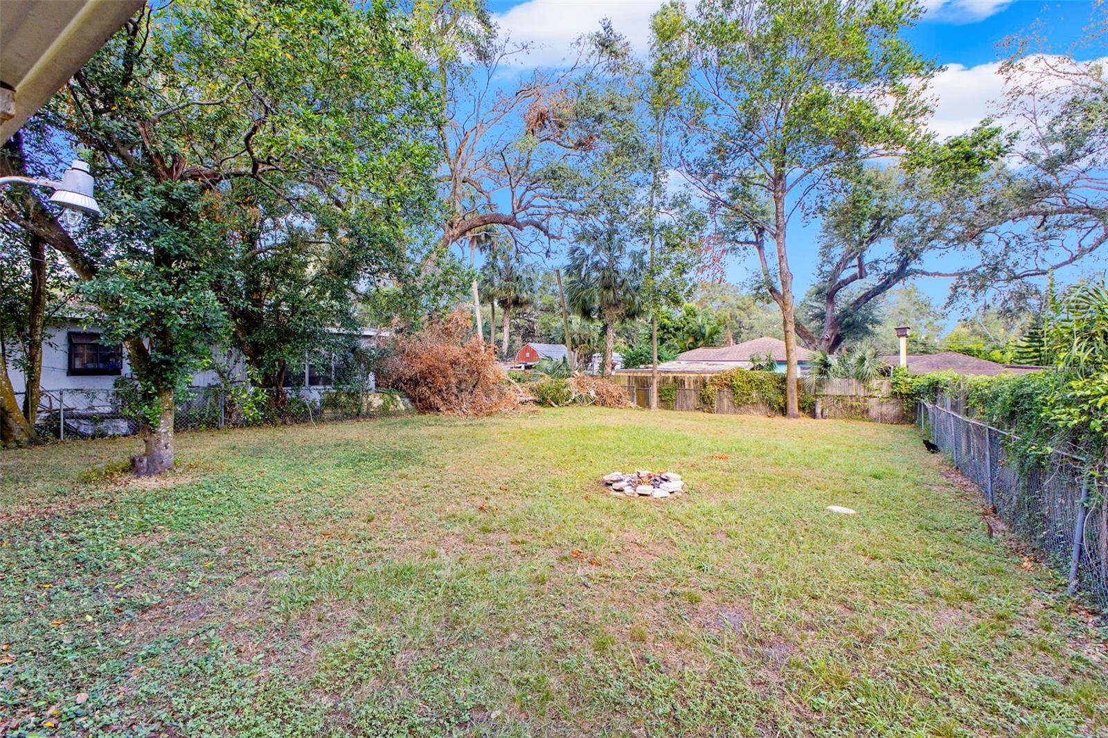 1512 HILLSIDE DR, TAMPA, FL, 33610
