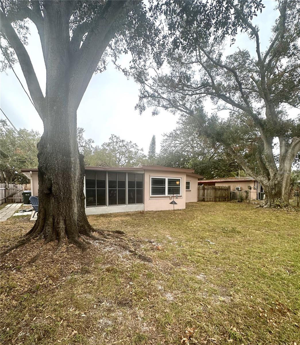 2954 HUNTINGTON DR, LARGO, FL, 33771