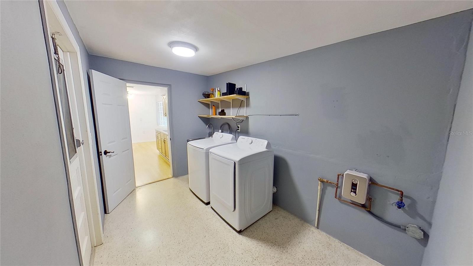 2954 HUNTINGTON DR, LARGO, FL, 33771