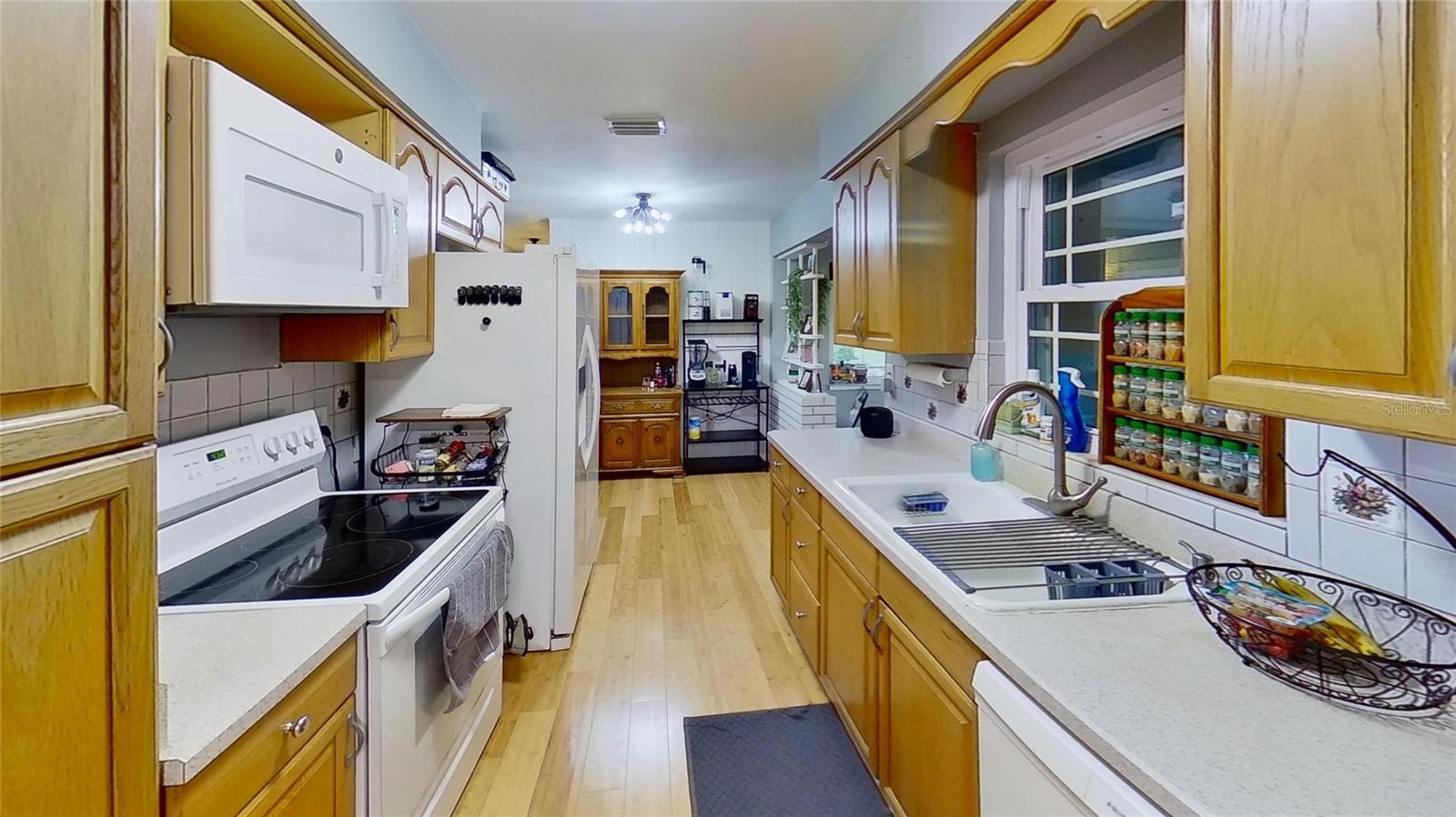 2954 HUNTINGTON DR, LARGO, FL, 33771