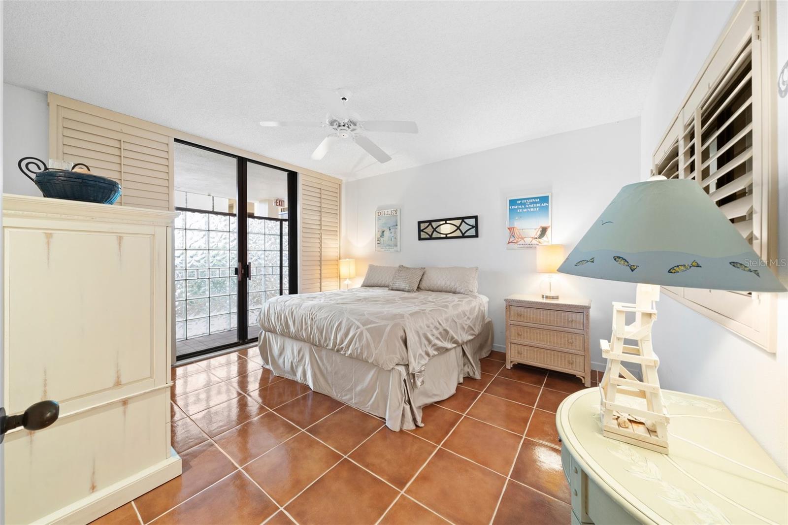 2120 HARBOURSIDE DR #617, LONGBOAT KEY, FL, 34228