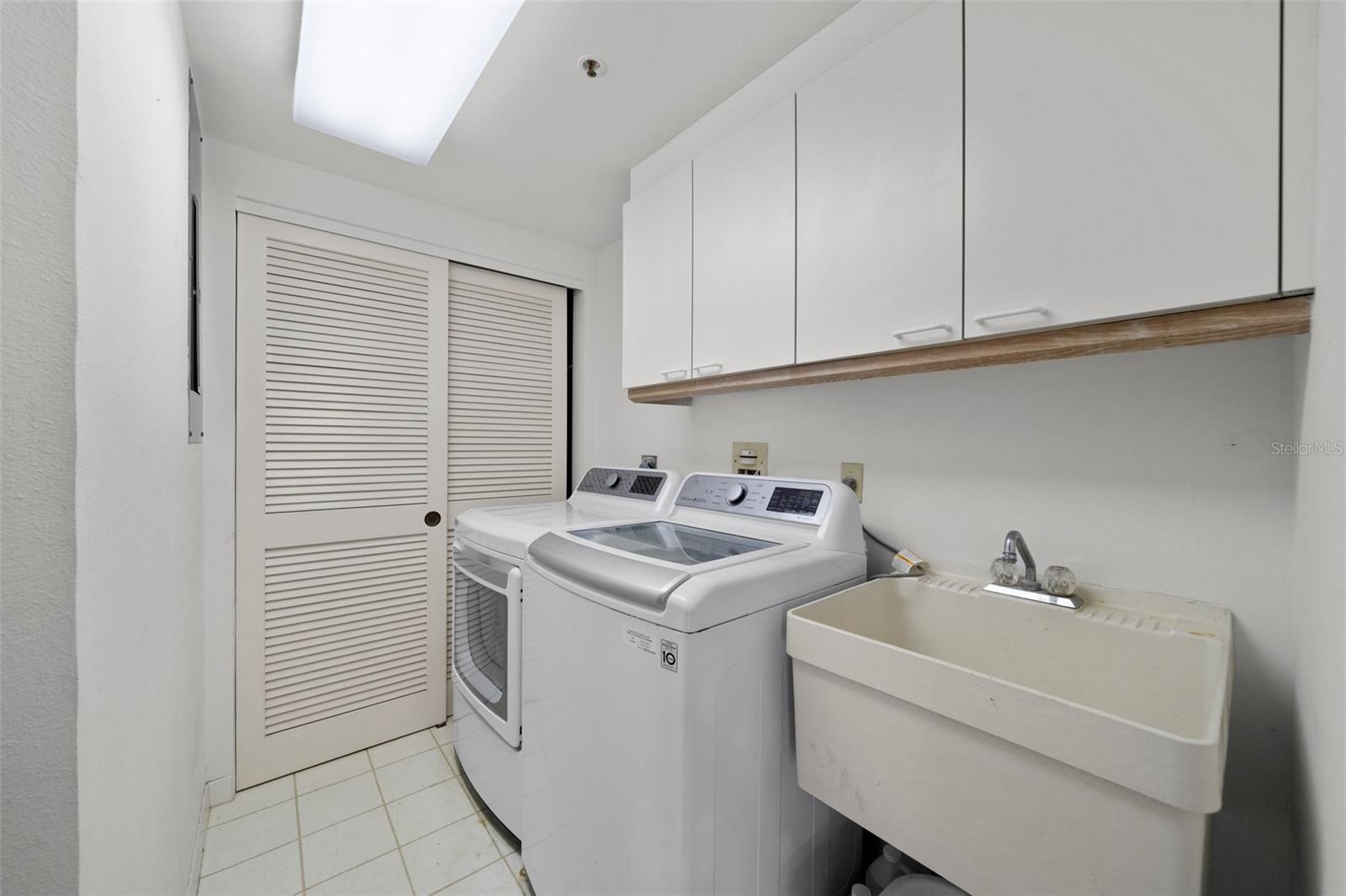 2120 HARBOURSIDE DR #617, LONGBOAT KEY, FL, 34228