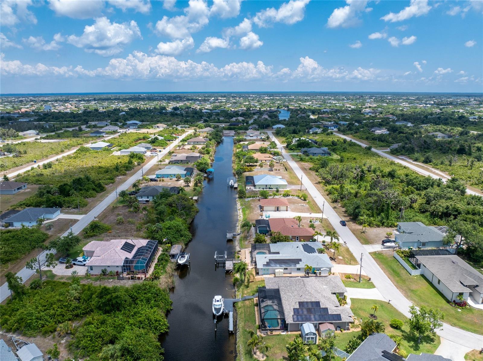 13694 BEGONIA CIR, PORT CHARLOTTE, FL, 33981