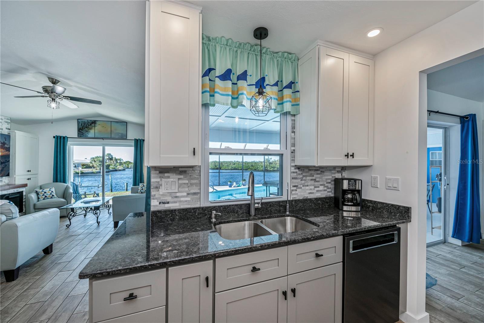 4203 SURFSIDE CT, PORT CHARLOTTE, FL, 33948