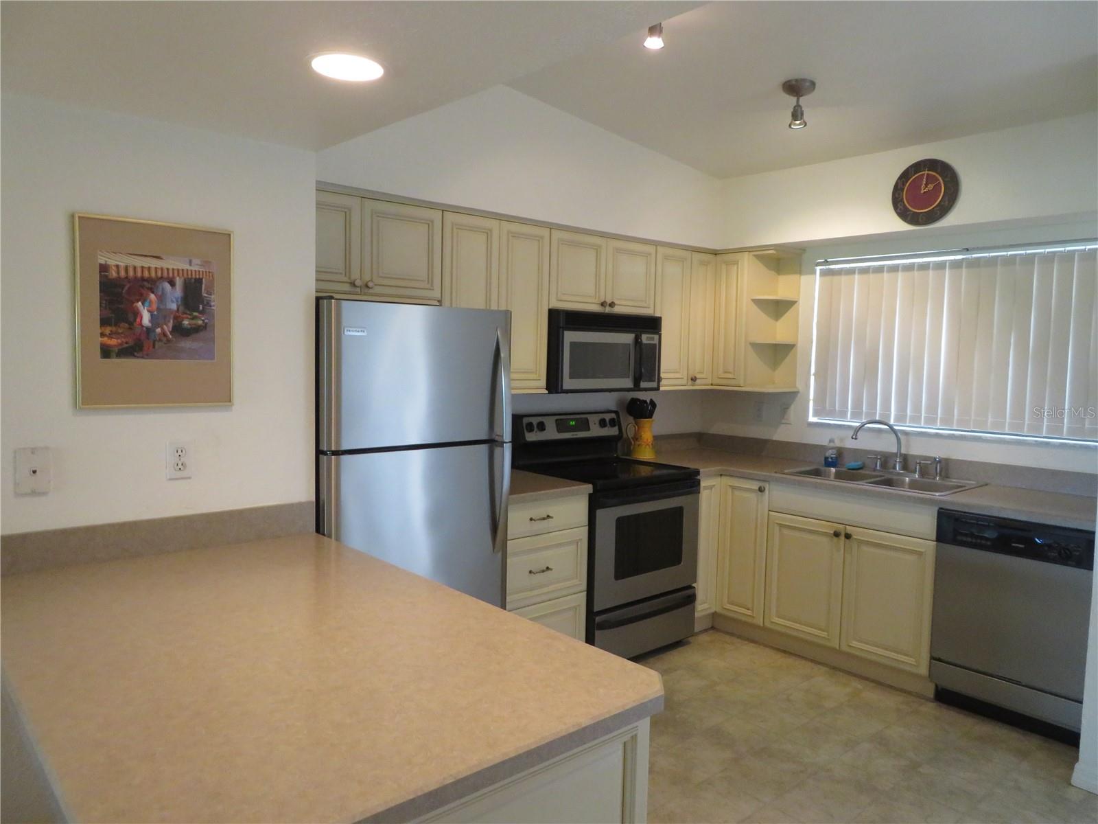 1360 RIO DE JANEIRO AVE #117, PUNTA GORDA, FL, 33983