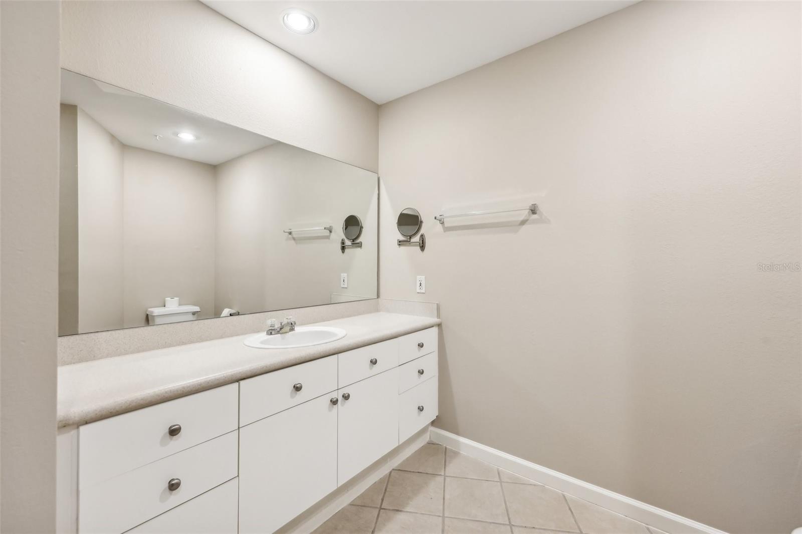 322 E CENTRAL BLVD #1002, ORLANDO, FL, 32801
