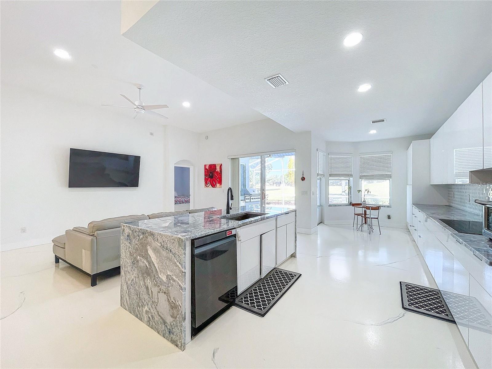 2515 RUNYON CIRCLE, ORLANDO, FL, 32837