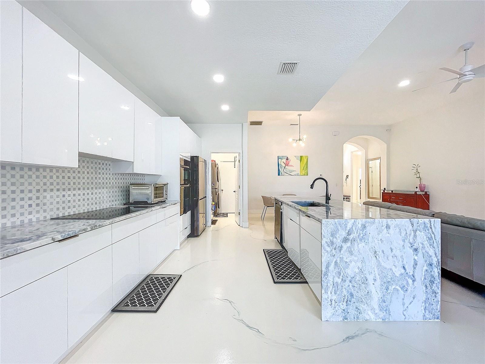 2515 RUNYON CIRCLE, ORLANDO, FL, 32837