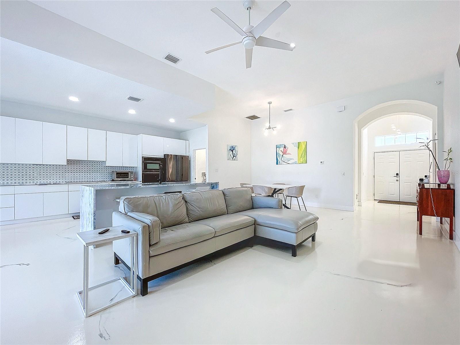 2515 RUNYON CIRCLE, ORLANDO, FL, 32837
