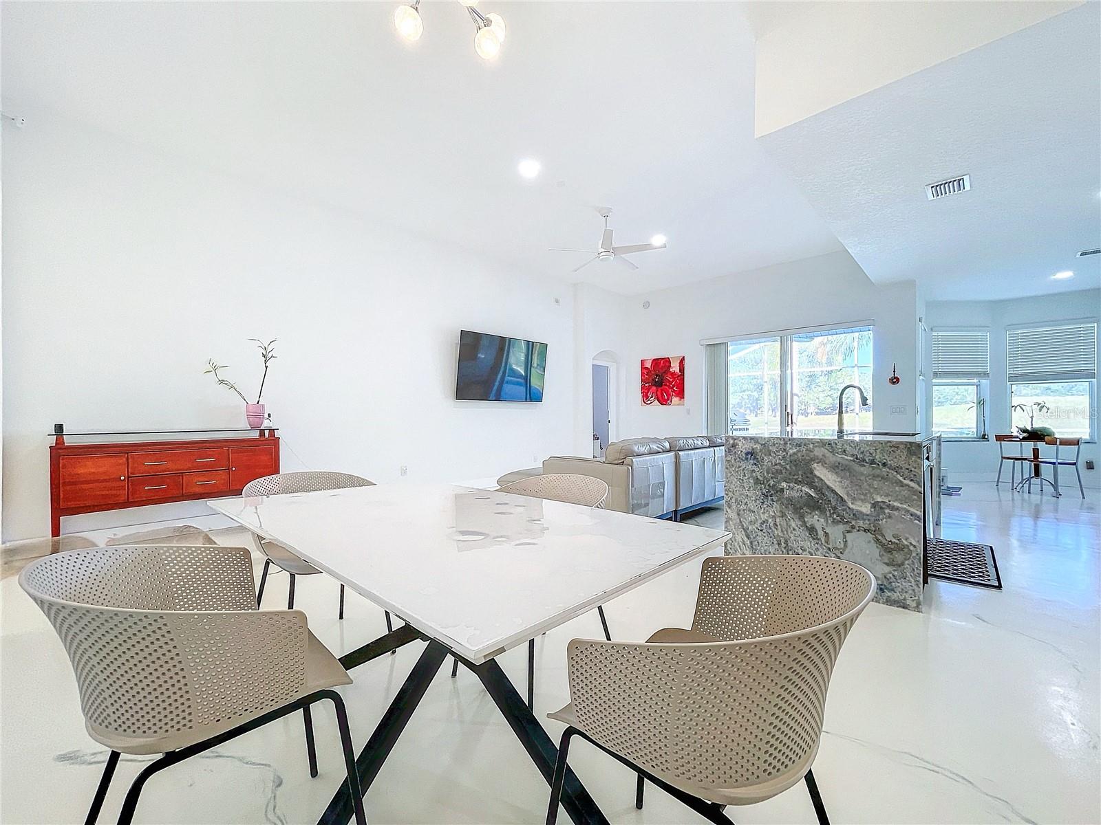 2515 RUNYON CIRCLE, ORLANDO, FL, 32837