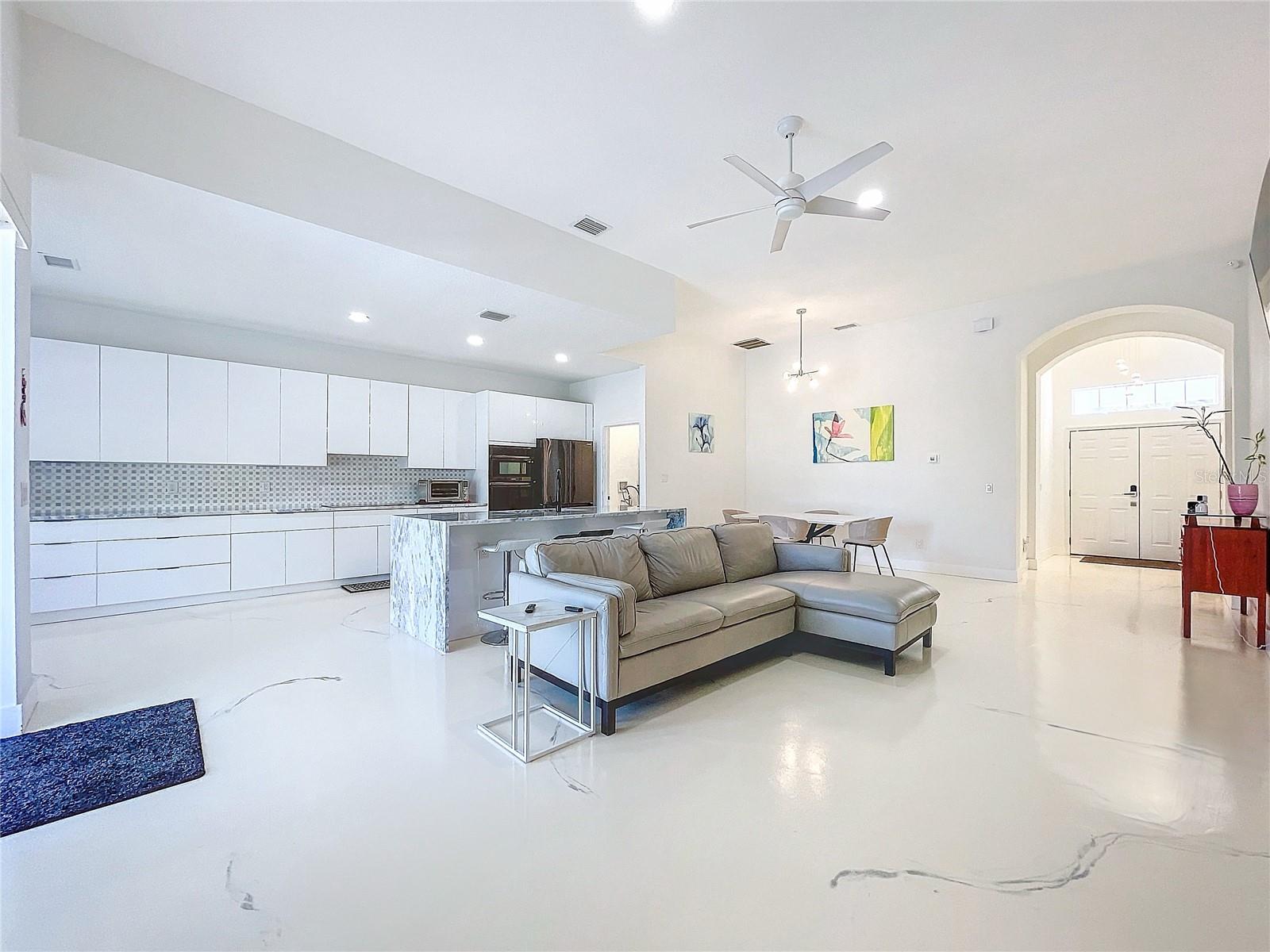 2515 RUNYON CIRCLE, ORLANDO, FL, 32837