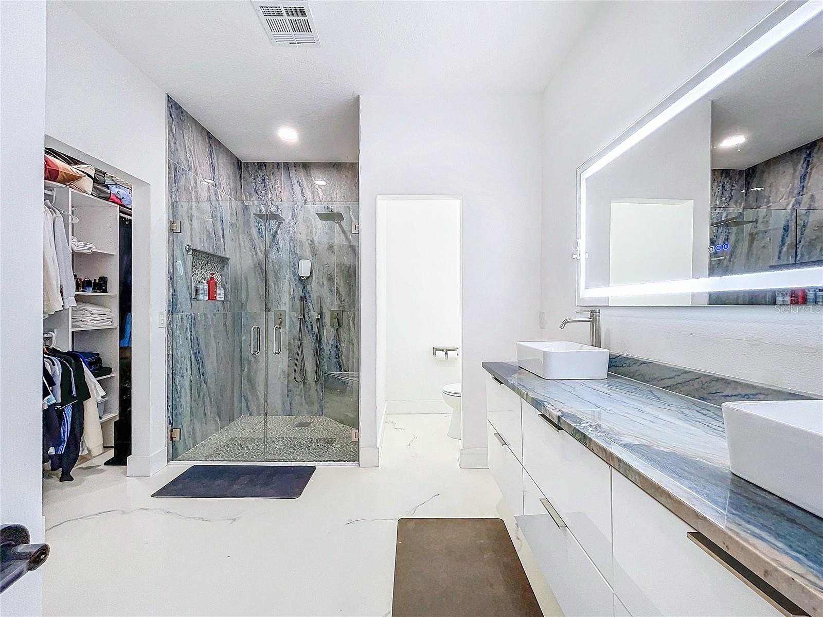 2515 RUNYON CIRCLE, ORLANDO, FL, 32837