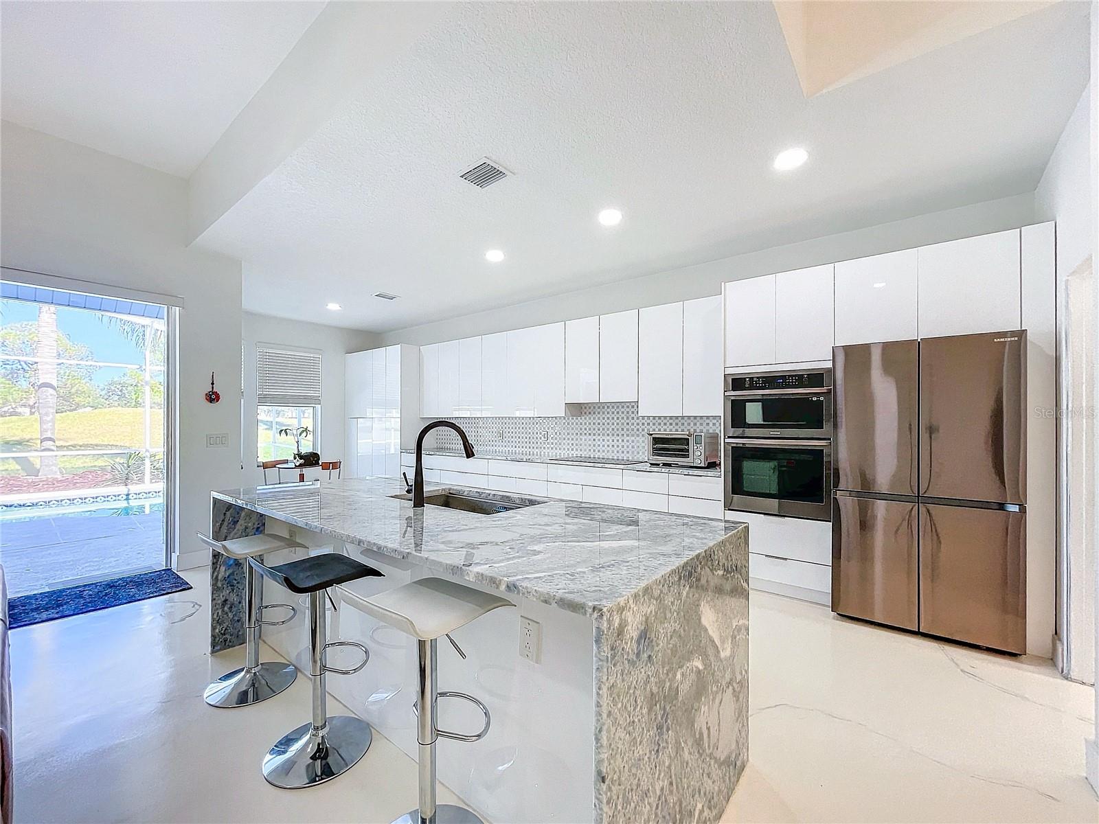 2515 RUNYON CIRCLE, ORLANDO, FL, 32837
