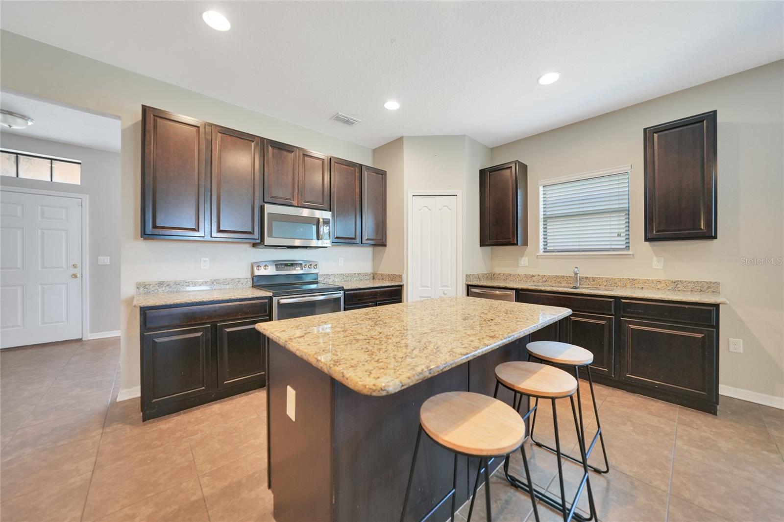 3783 PEBBLE TER, PUNTA GORDA, FL, 33980