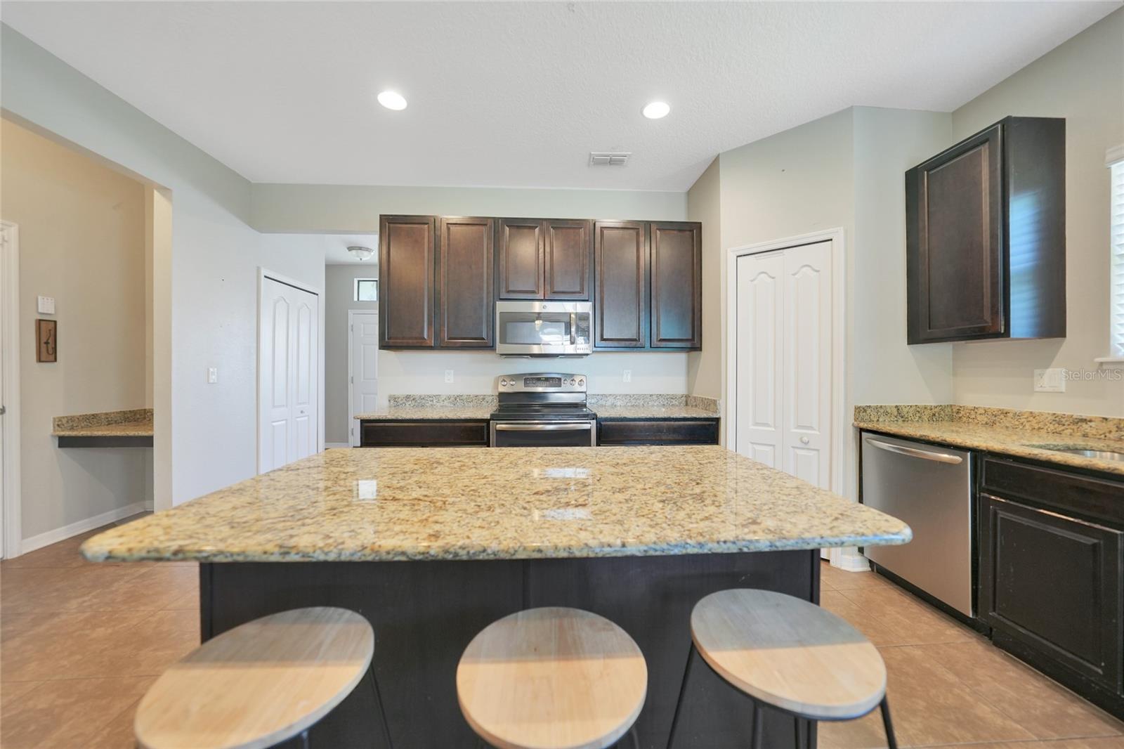 3783 PEBBLE TER, PUNTA GORDA, FL, 33980