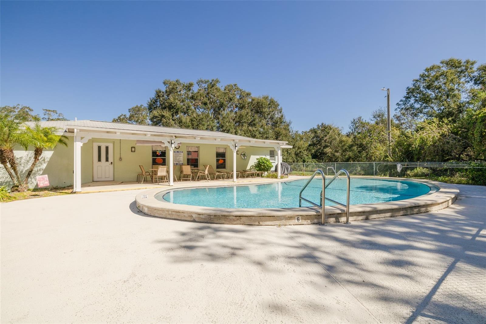 1150 ORANGE TREE CIR E #C, PALM HARBOR, FL, 34684