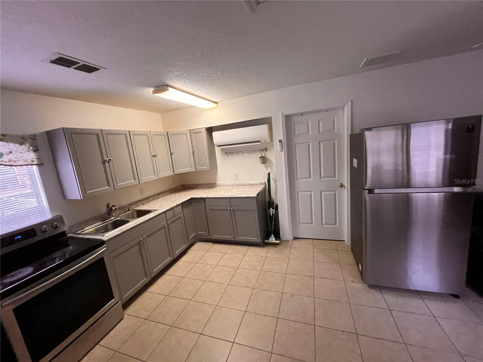 936 WASHINGTON PALM LOOP, DAVENPORT, FL, 33897