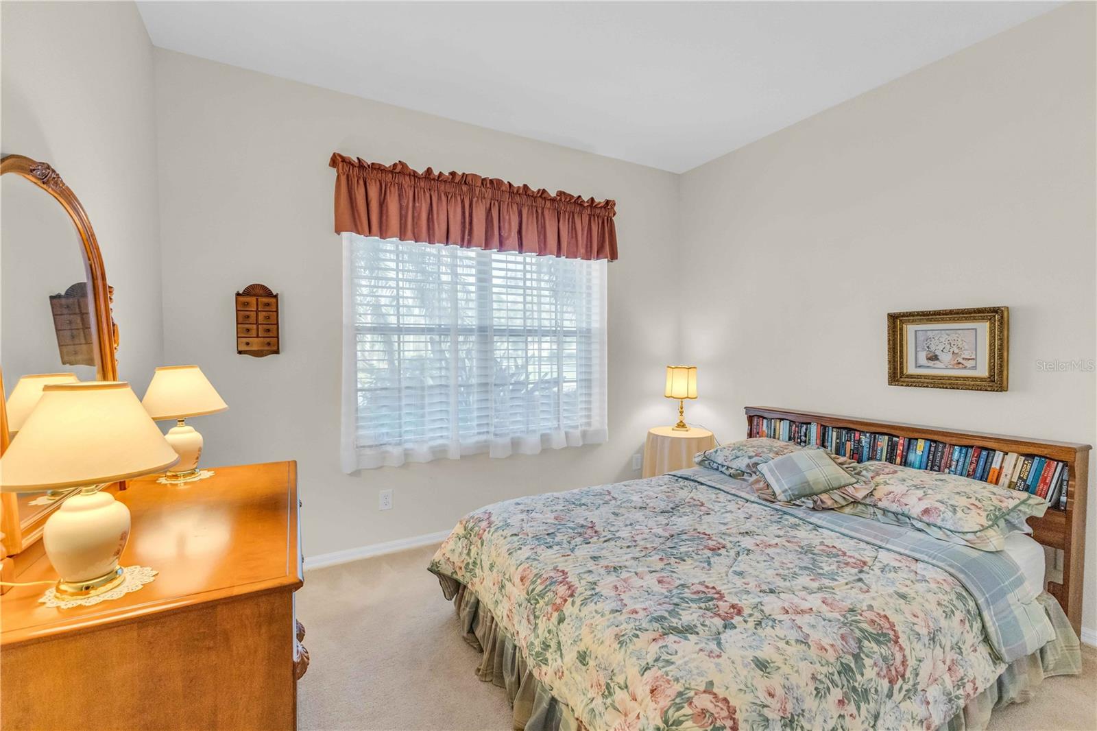 8231 STIRLING FALLS CIR, SARASOTA, FL, 34243