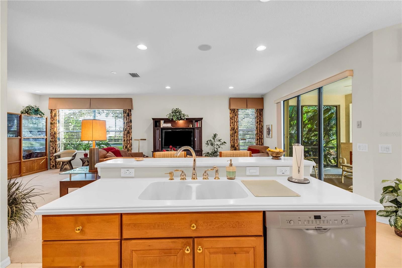 8231 STIRLING FALLS CIR, SARASOTA, FL, 34243