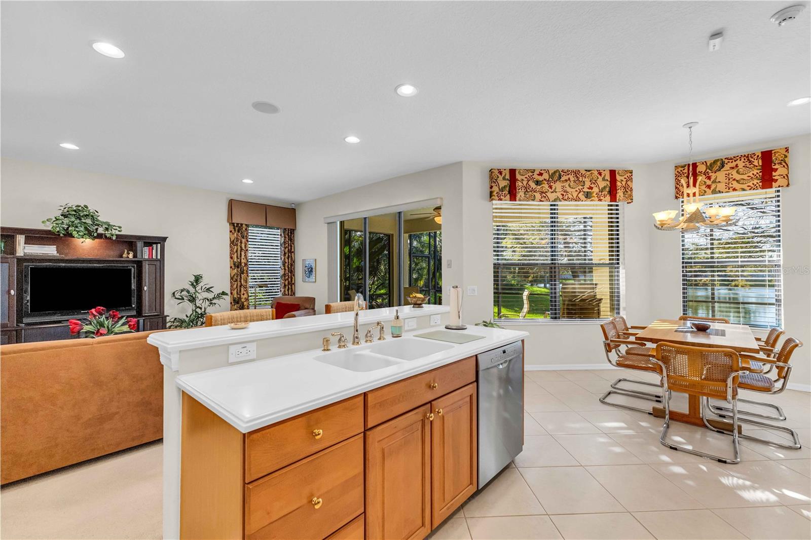 8231 STIRLING FALLS CIR, SARASOTA, FL, 34243