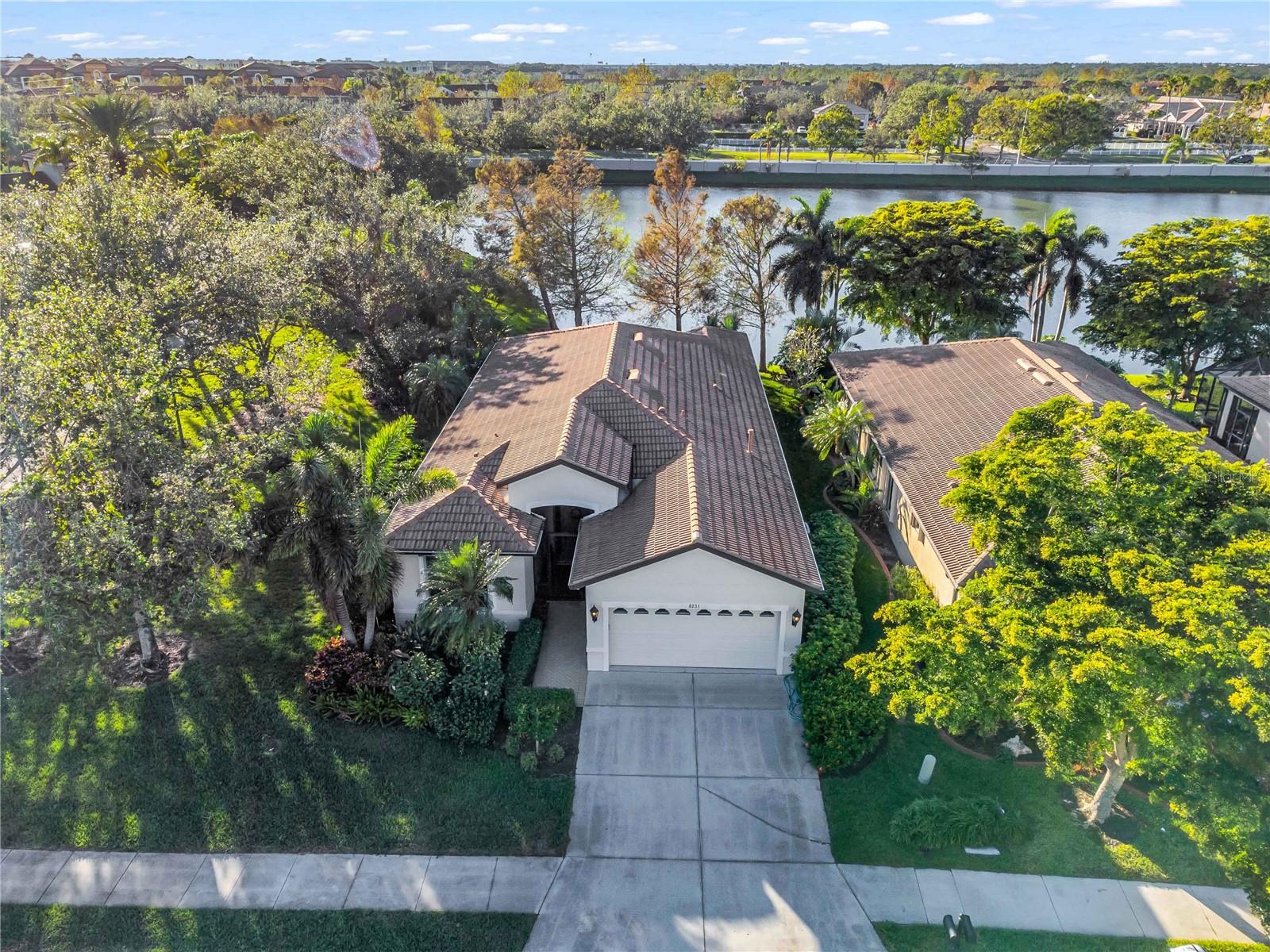 8231 STIRLING FALLS CIR, SARASOTA, FL, 34243