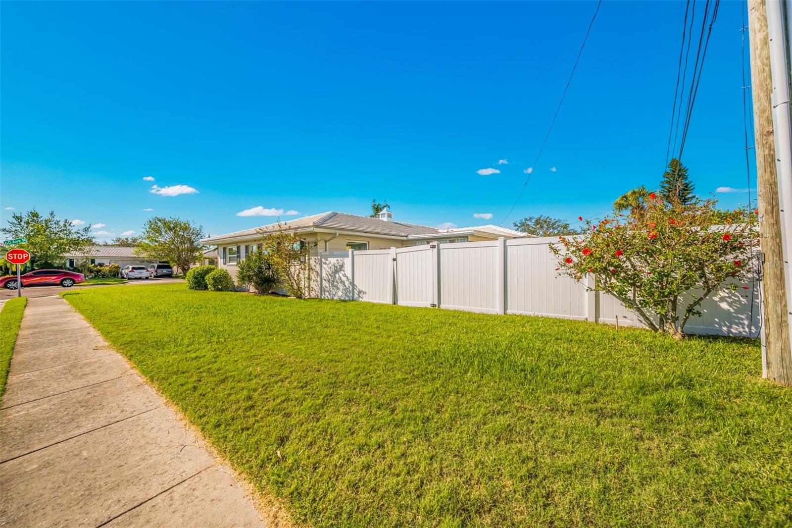 11211 60TH AVE, SEMINOLE, FL, 33772