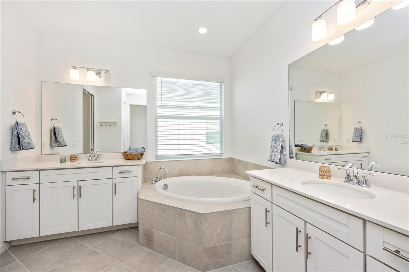 17617 SANTORINI CT, VENICE, FL, 34293