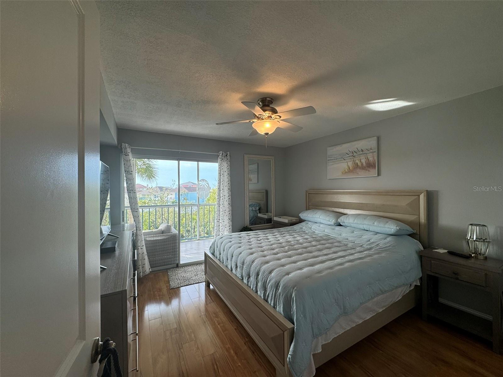 5537 SEA FOREST DR #208, NEW PORT RICHEY, FL, 34652