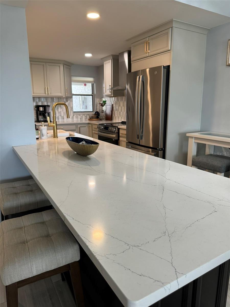 5537 SEA FOREST DR #208, NEW PORT RICHEY, FL, 34652