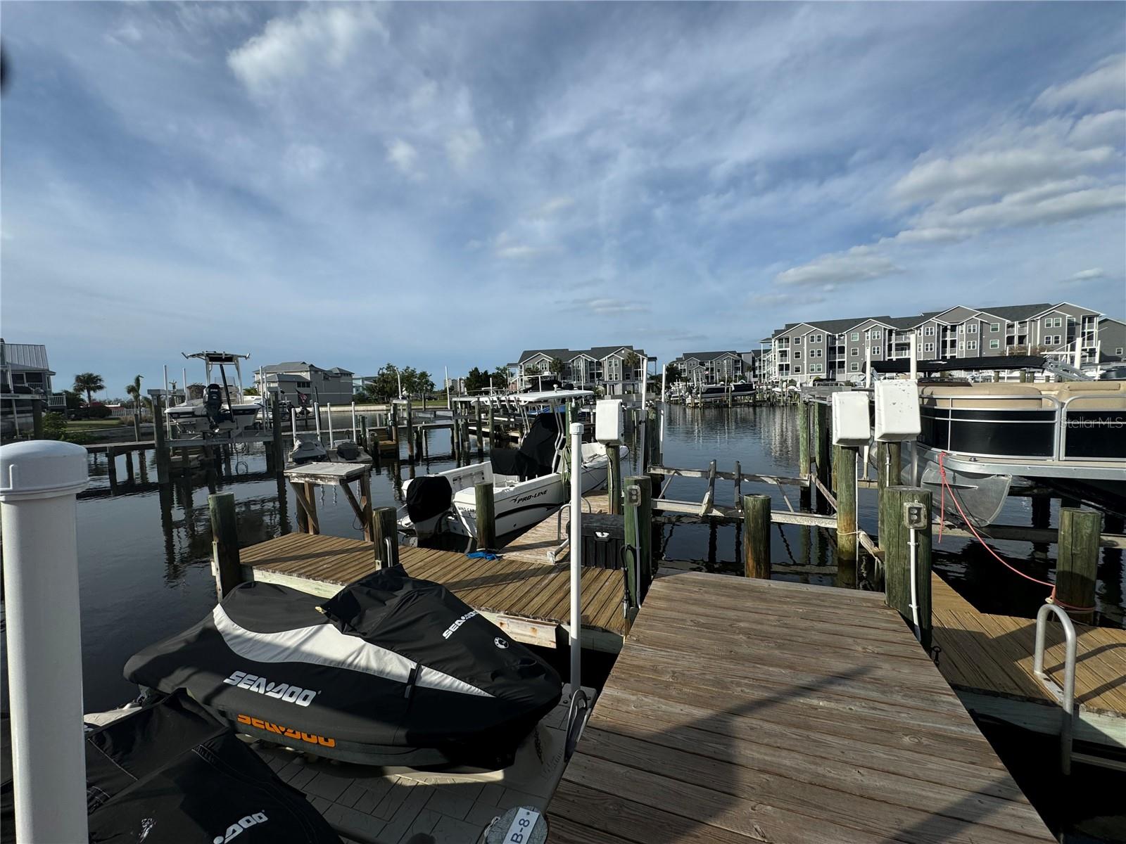 5537 SEA FOREST DR #208, NEW PORT RICHEY, FL, 34652