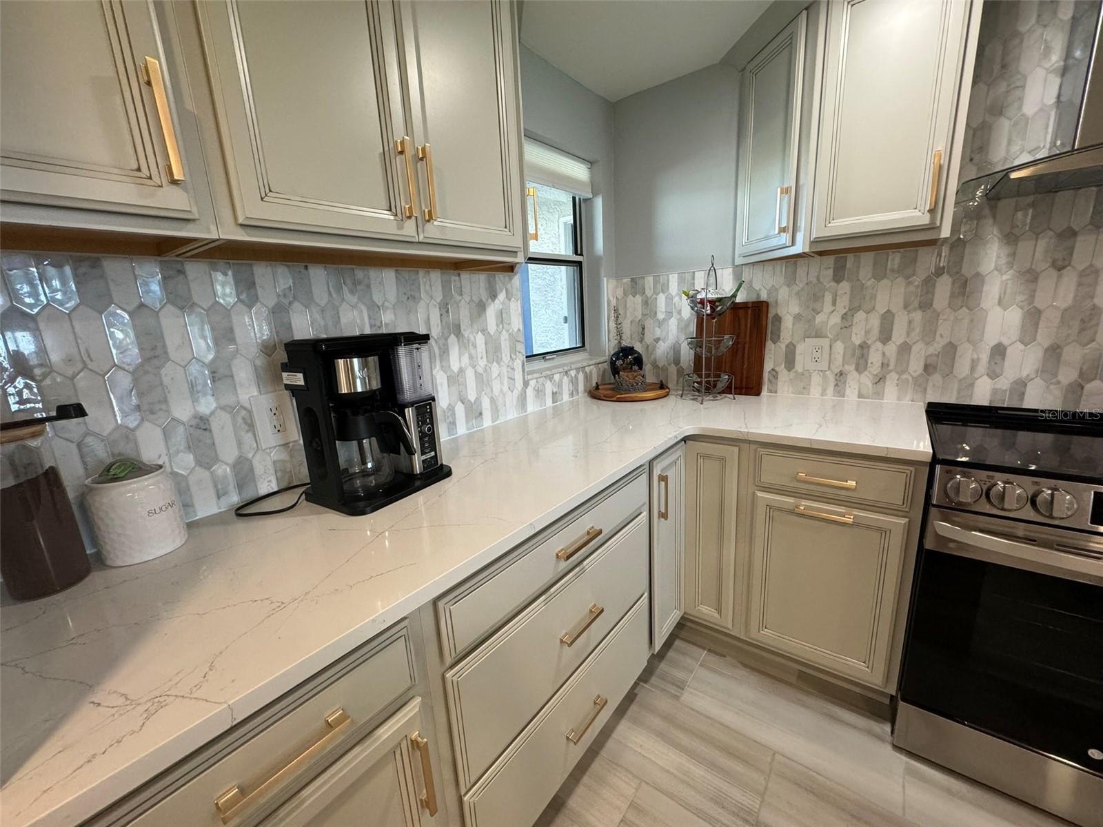 5537 SEA FOREST DR #208, NEW PORT RICHEY, FL, 34652