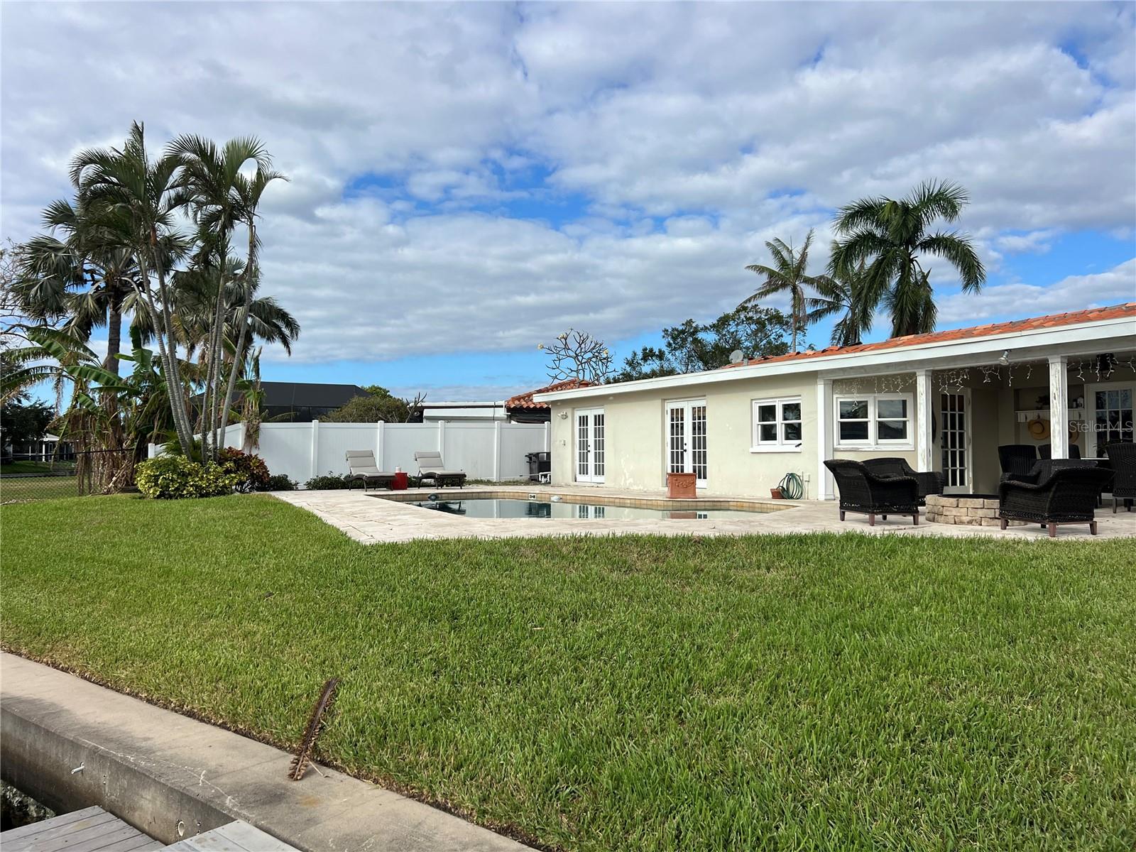 9644 OAK ST NE, ST PETERSBURG, FL, 33702