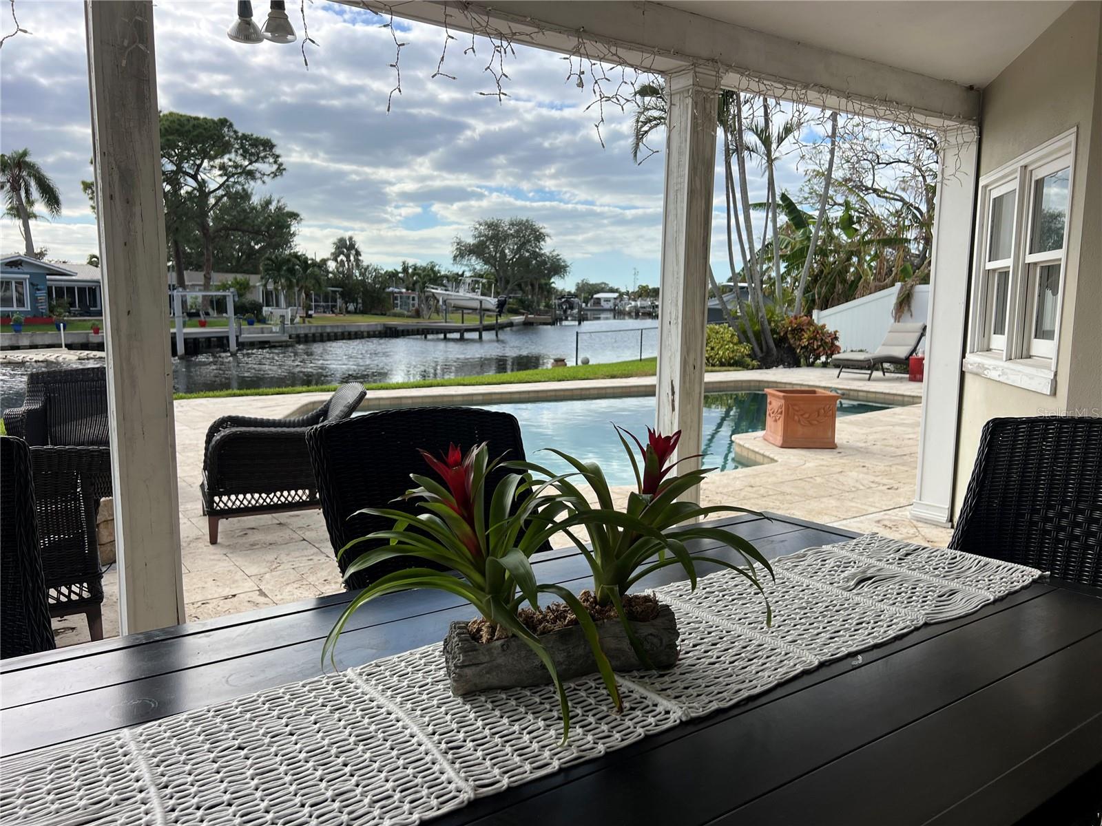 9644 OAK ST NE, ST PETERSBURG, FL, 33702